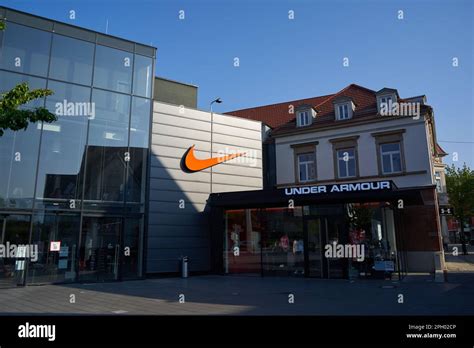 nike outlet city metzingen